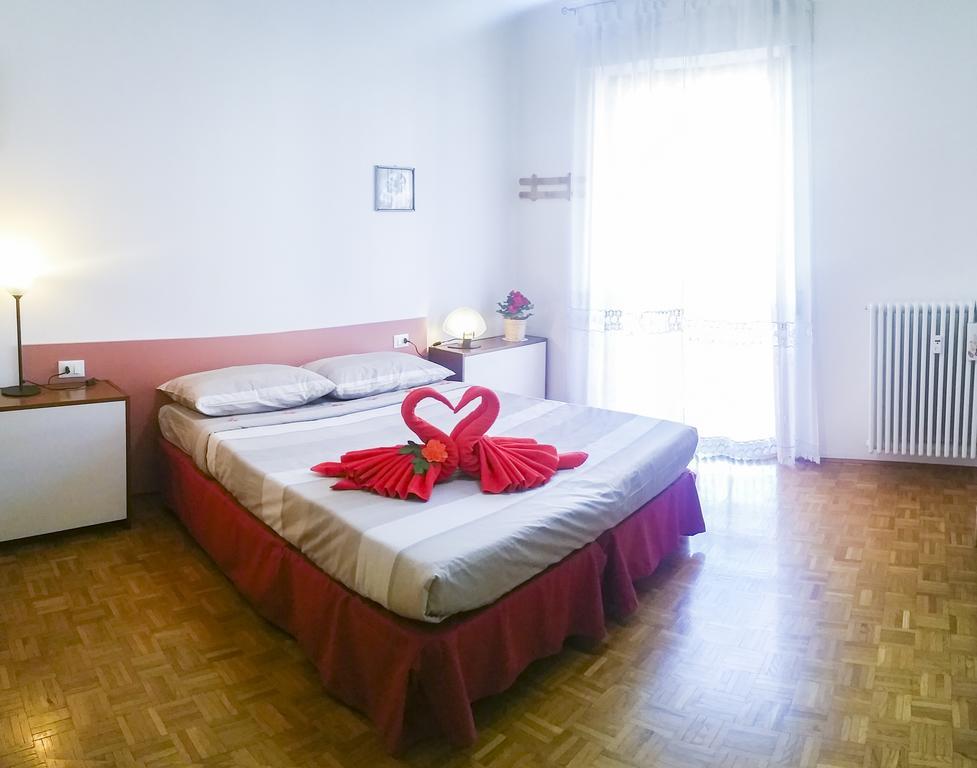 Rosso Tirano Daire Dış mekan fotoğraf